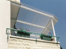 Side balcony